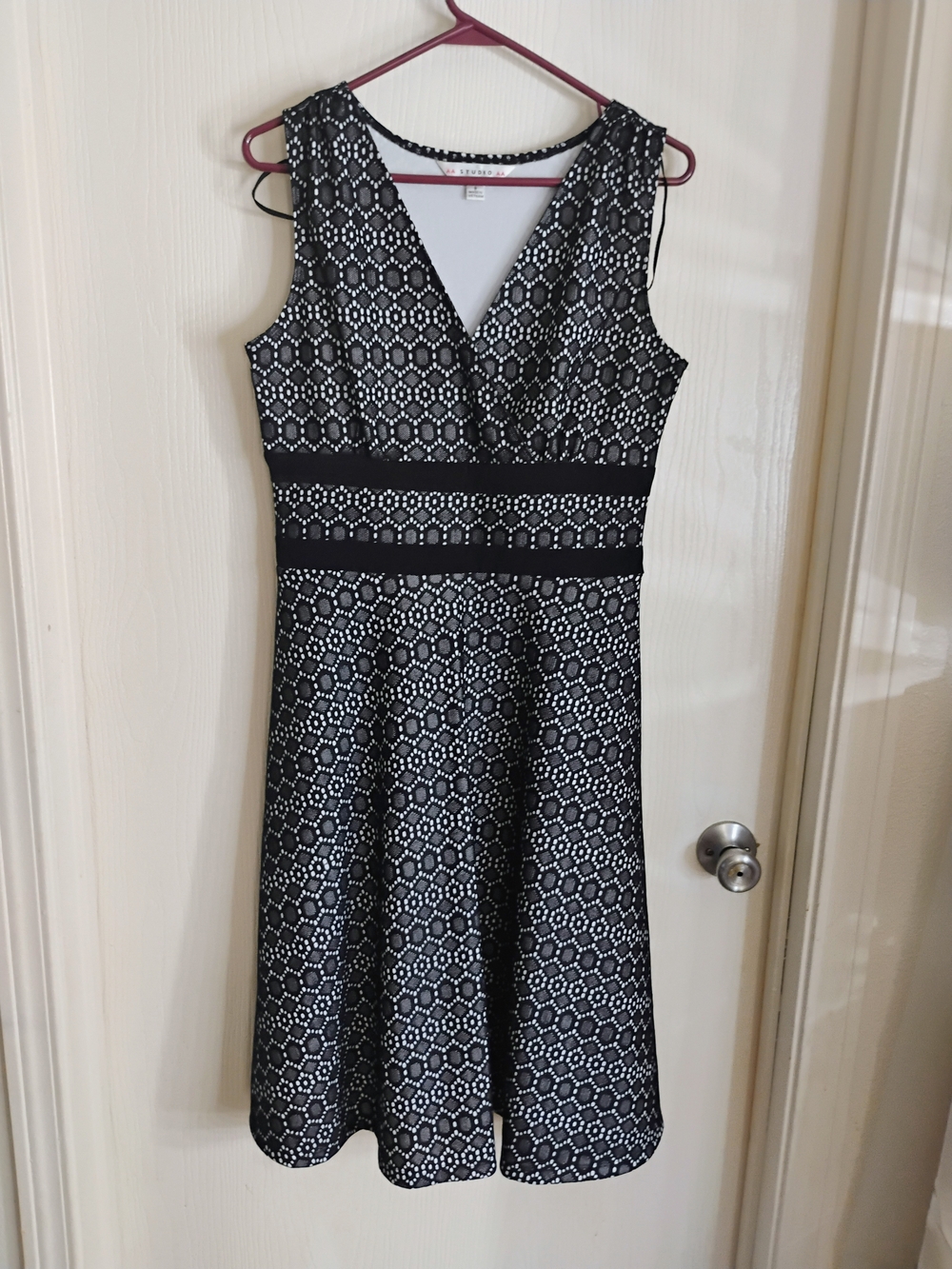 Aa Studio Black and White Patterned V-Neck A-Line Dress